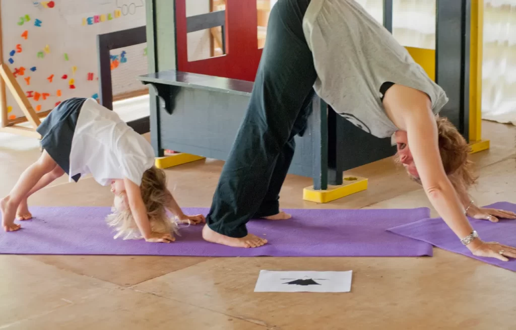 Kids yoga Kids yoga in atmosphere resorts dauin