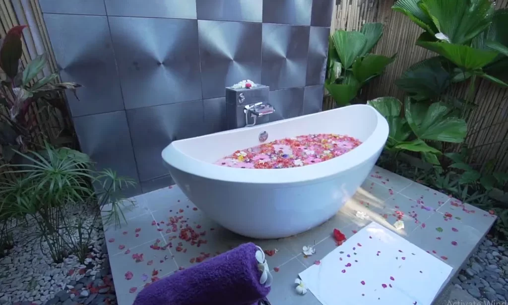 Private outdoor baths Private outdoor bathroom