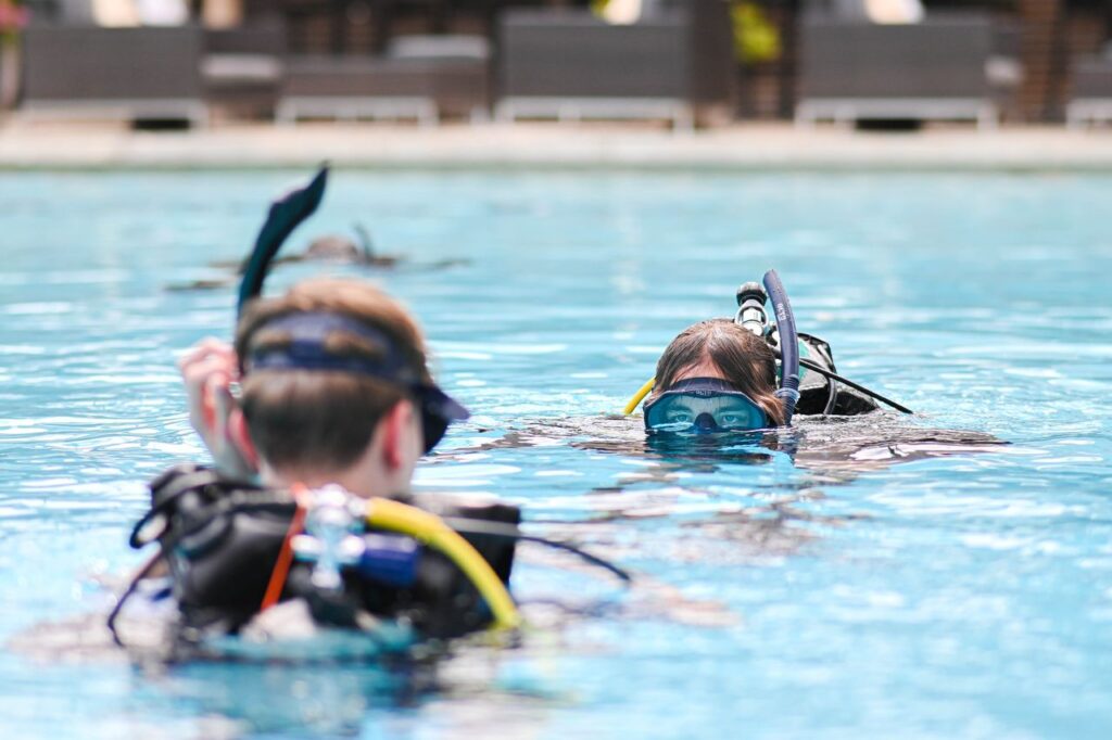 PADI 5* Scuba course in Dauin