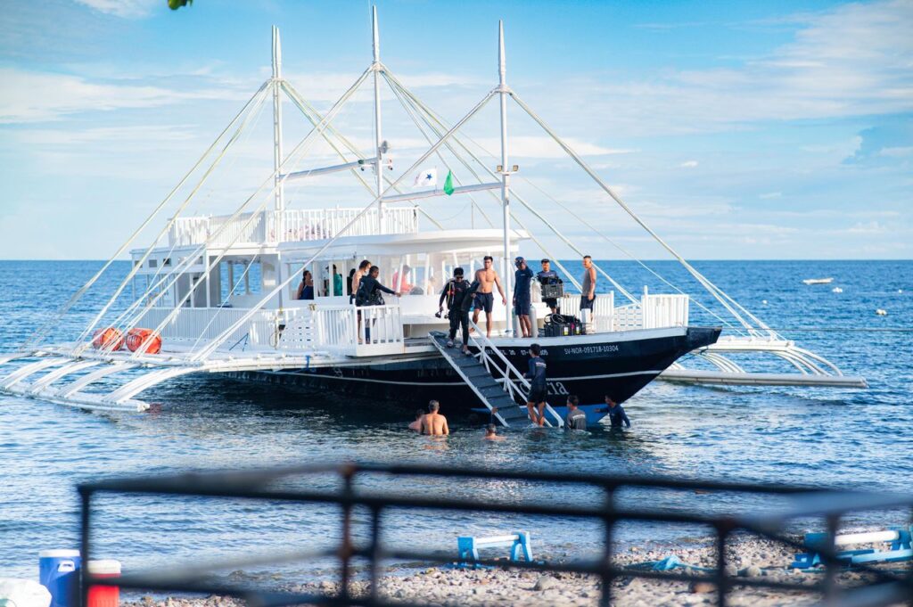Our dive boat Victoria dive boat of Atmosphere resorts Dauin
